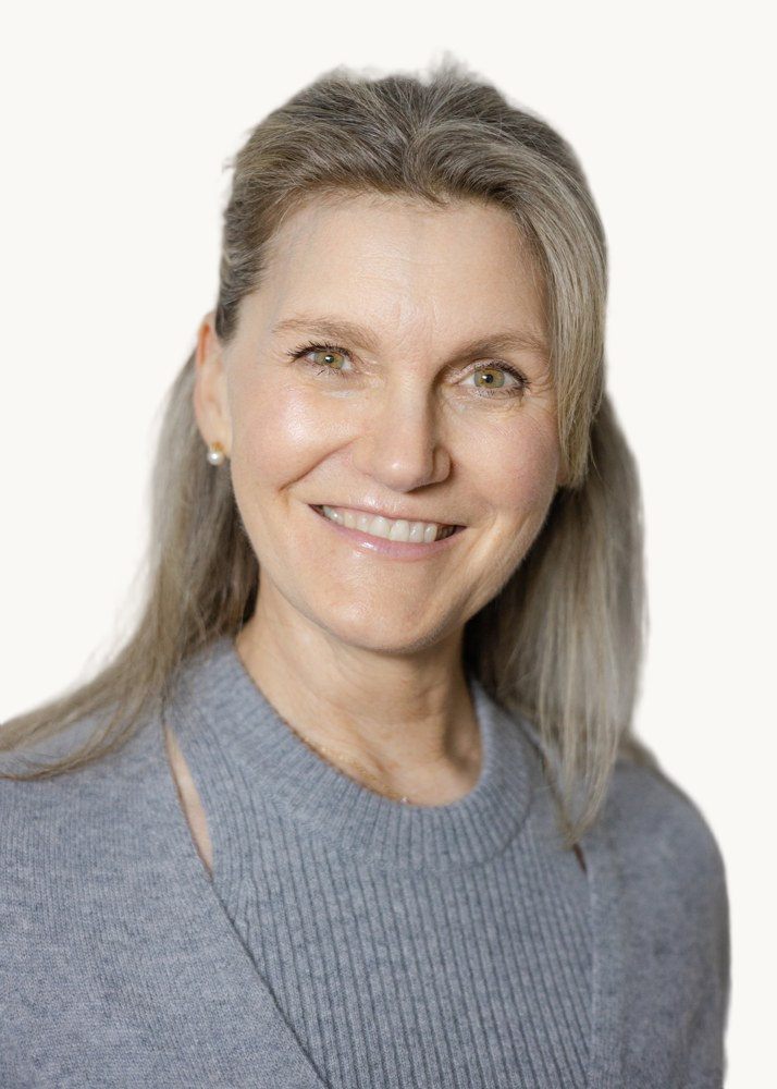 Headshot of Susanne Aram